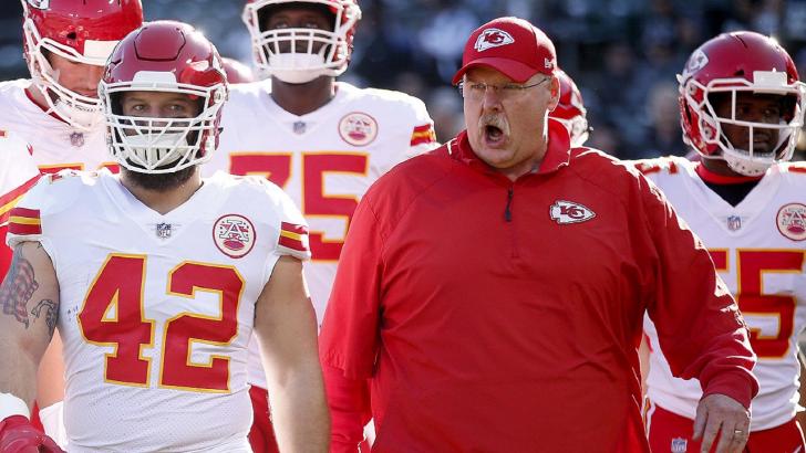 Kansas City Chiefs coach Andy Reid and players